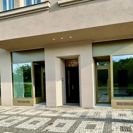 Apartamento Vinohradská 160 *